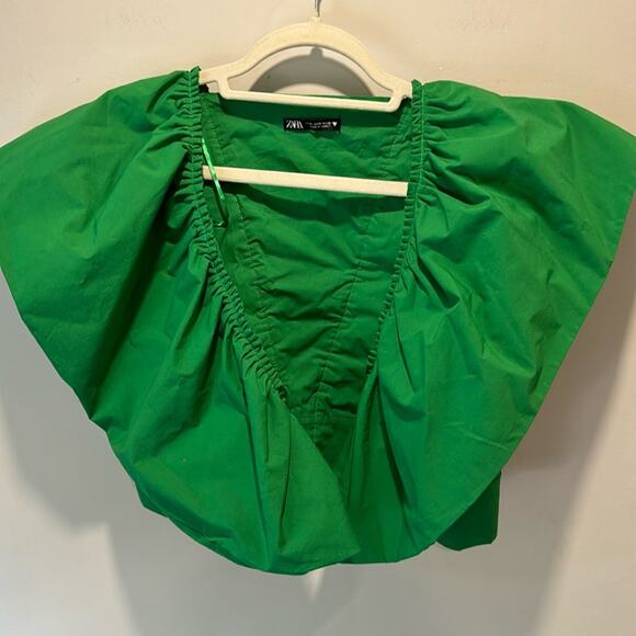 🍁 NWOT Zara Blogger Favorite Butterfly Style Top Blouse Eye Hook Closure Green - Picture 4 of 14
